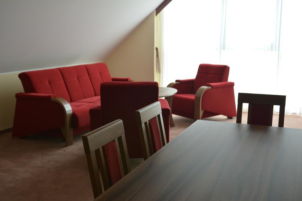 Gosciniec Pan Tadeusz II Otel Giżycko Oda fotoğraf