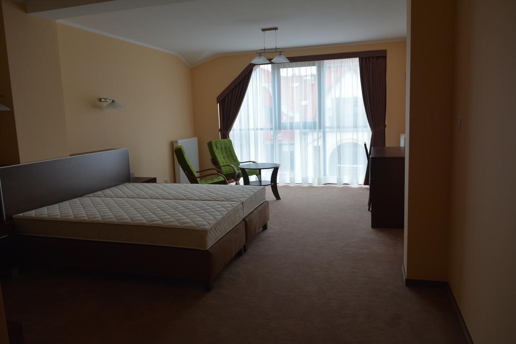 Gosciniec Pan Tadeusz II Otel Giżycko Oda fotoğraf
