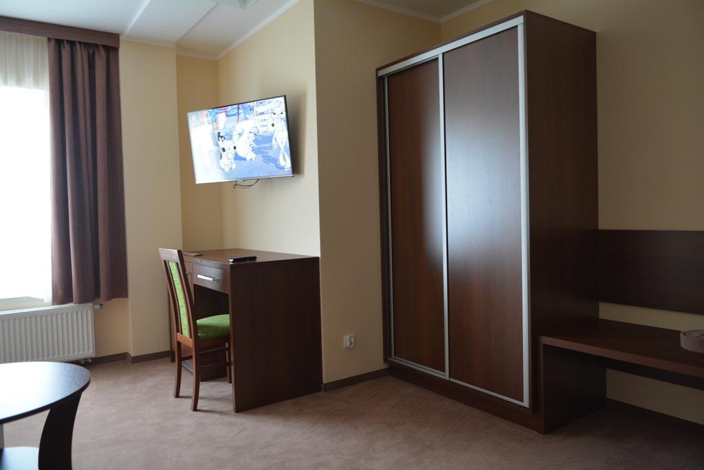 Gosciniec Pan Tadeusz II Otel Giżycko Oda fotoğraf